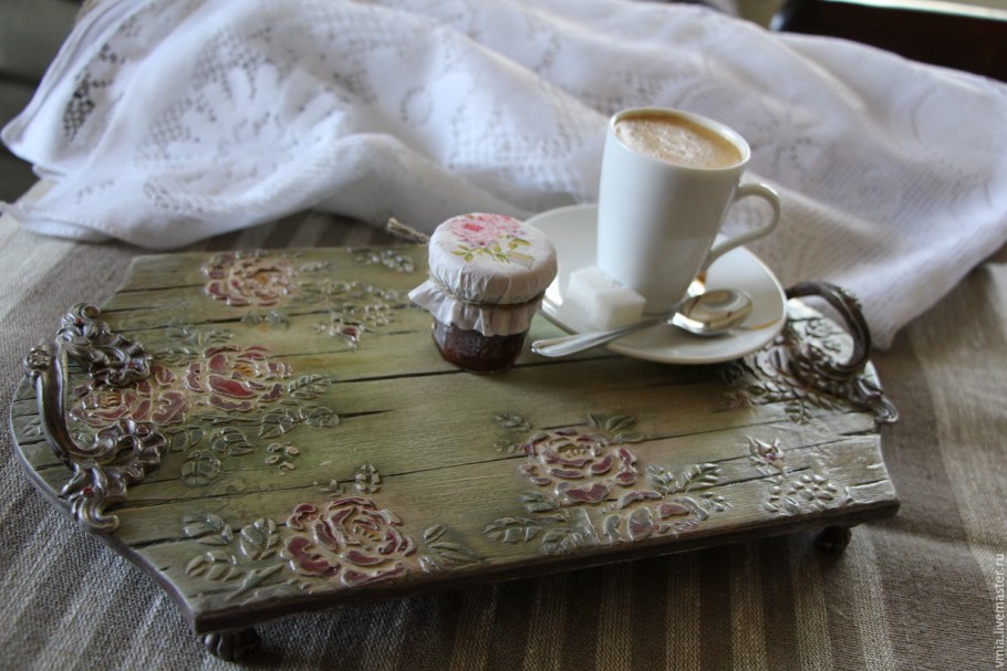 Поднос с декором