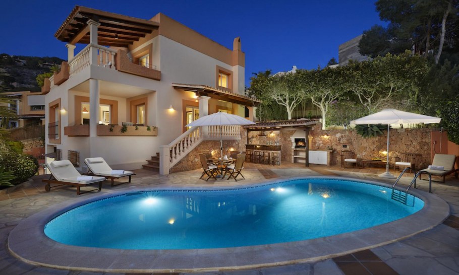 Вилла в Испании