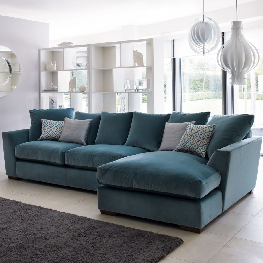 Желтый диван в интерьере