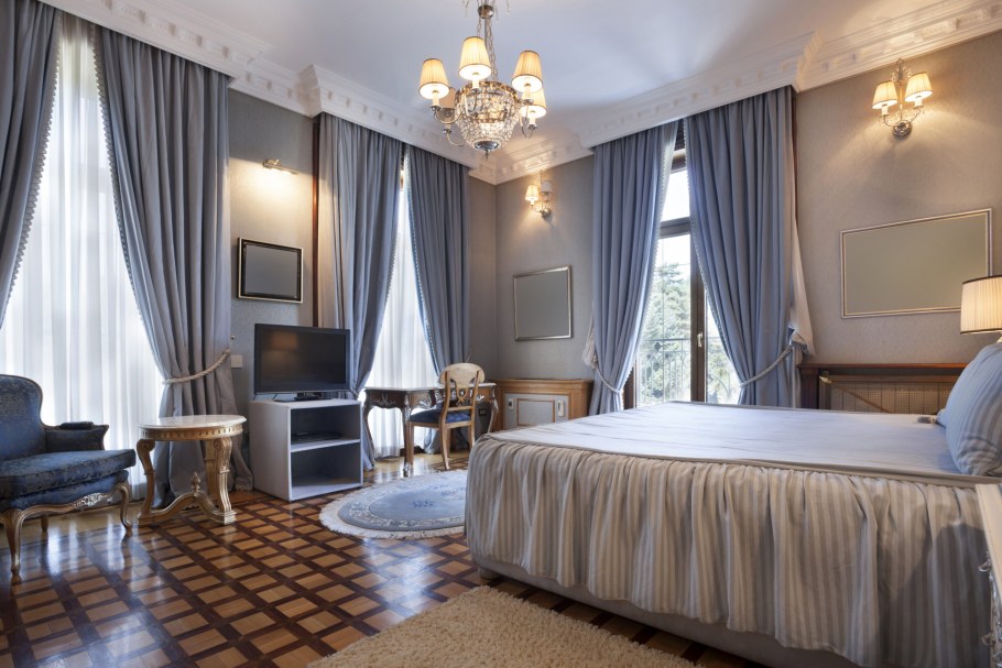 Шторы в классическом интерьере