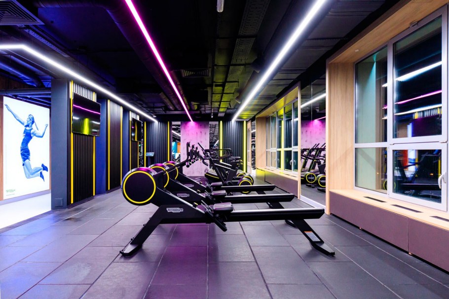 DDX Fitness Водный стадион