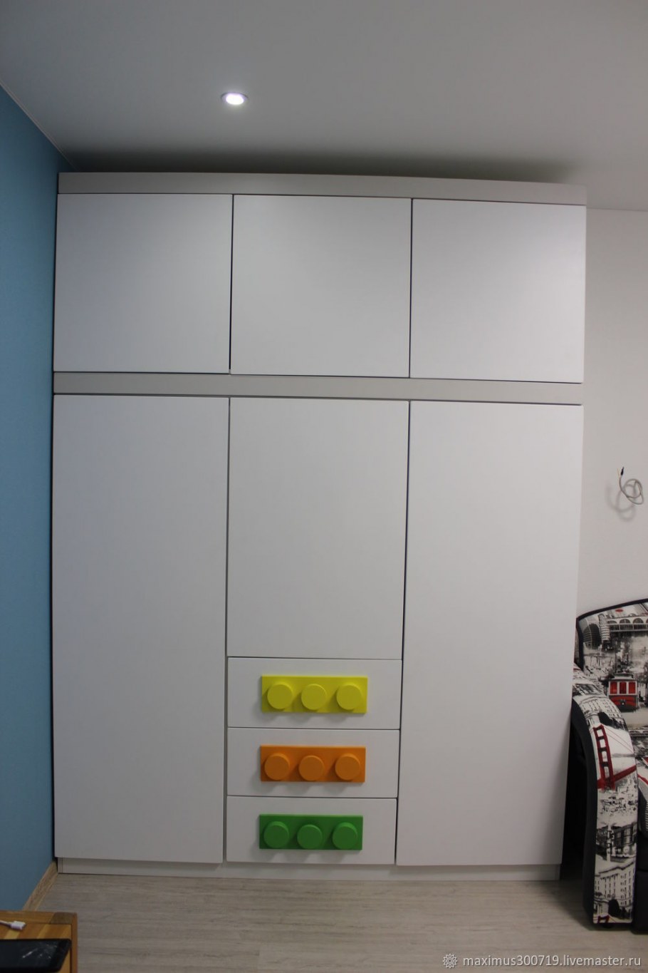 Шкаф икеа ПАКС В детской