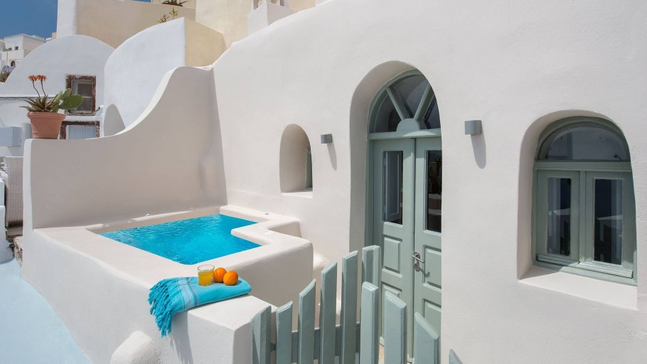 Санторини стиль в фасаде