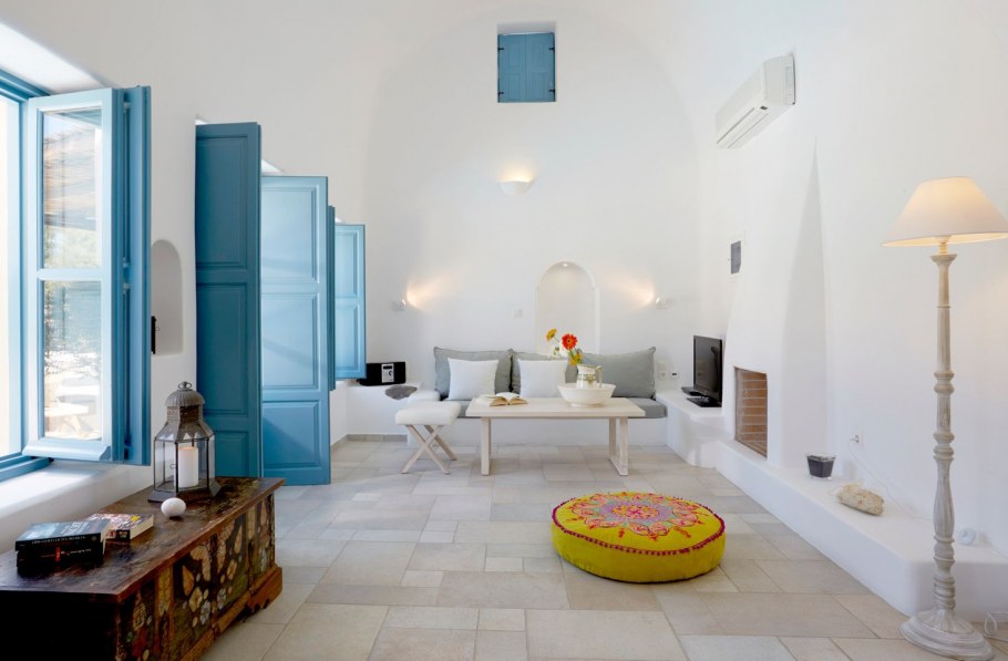 Традиционные жилища греков на острове Санторини