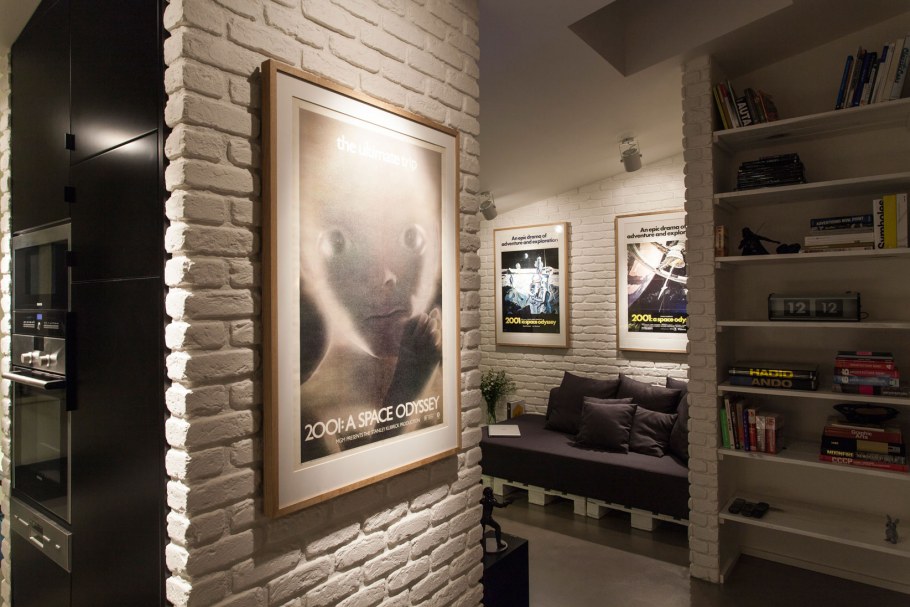 Ниши с имитацией кирпича