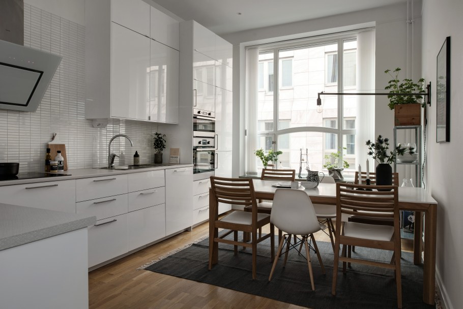 Белая кухня Скандинавия