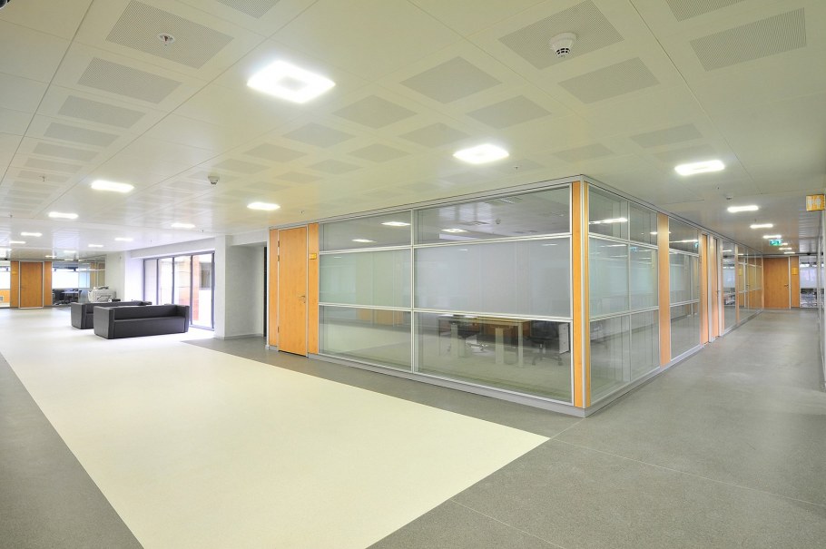 Потолков Rockfon Sonar