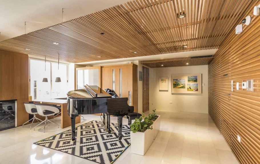 Реечный потолок в интерьере квартиры