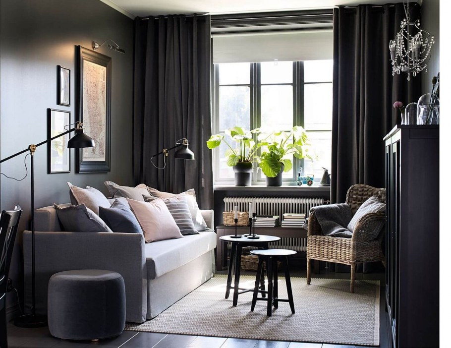 Гостиная с черной мебелью икеа