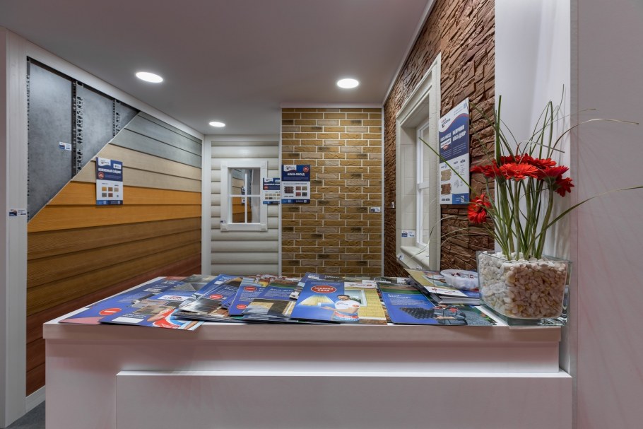 Обои для стен в прихожую