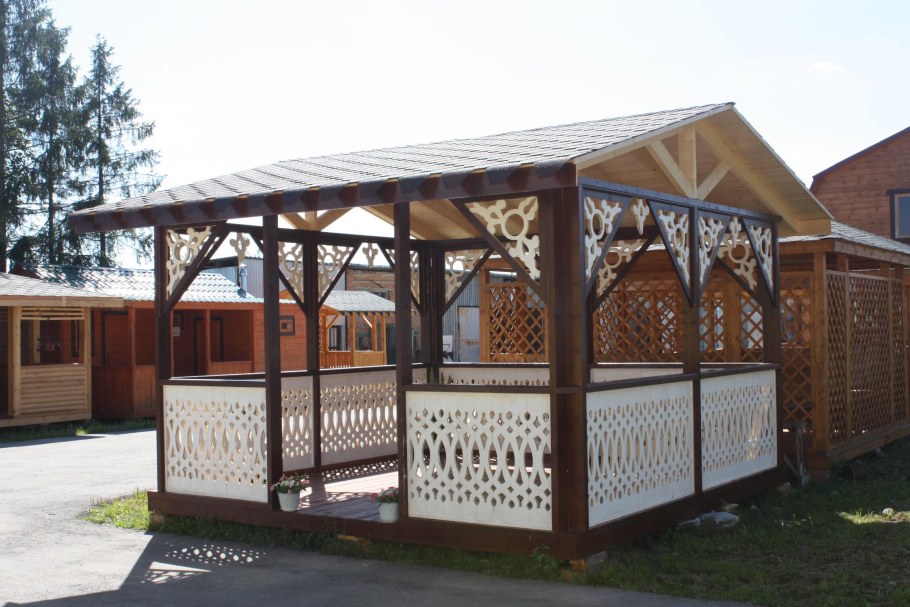 Резные беседки