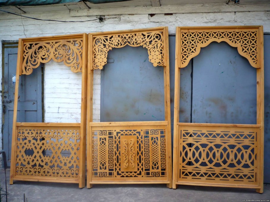 Прорезная резьба арки