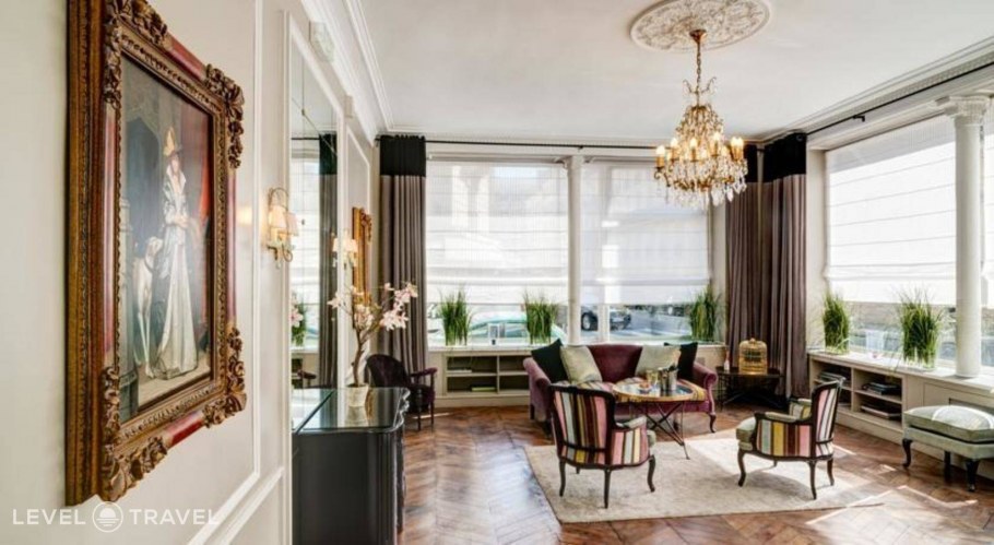 Интерьер гостиной в парижском стиле