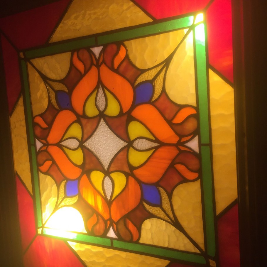 Витраж Тиффани в интерьере