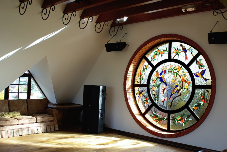 Витражные окна