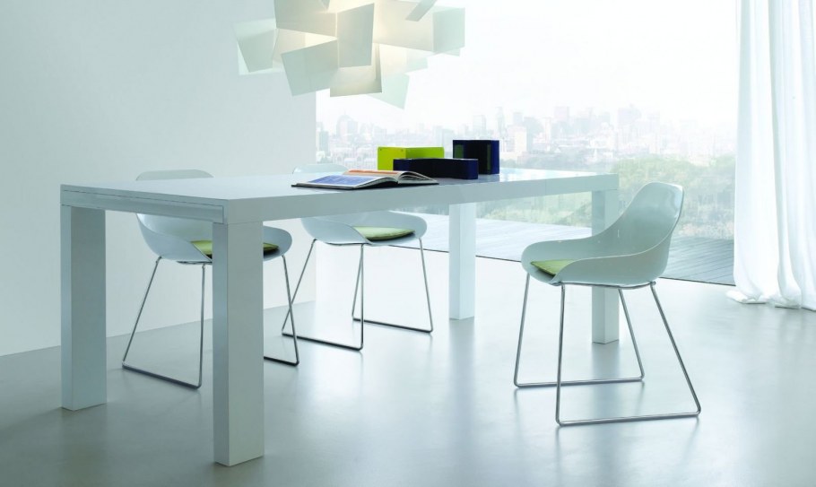 Стол и стулья в стиле Минимализм