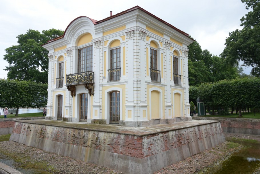 Дом Honka в стиле русской усадьбы