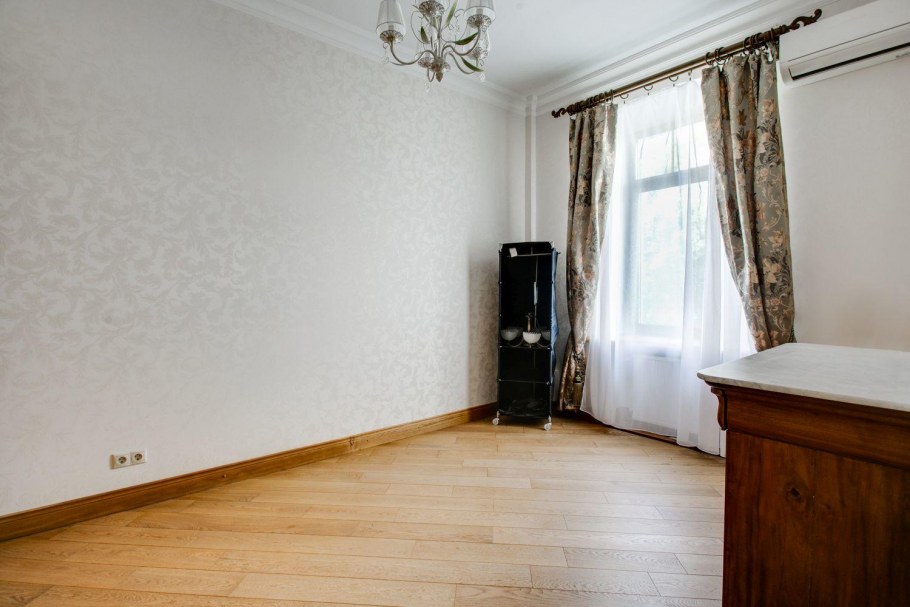 Спасский тупик, 8с1