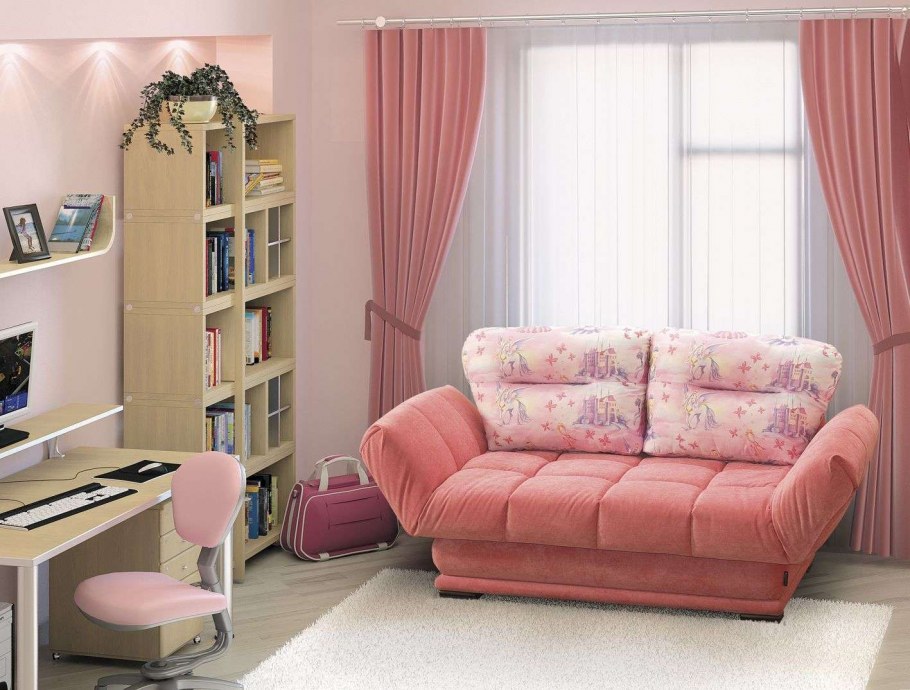 Диванчик в комнату