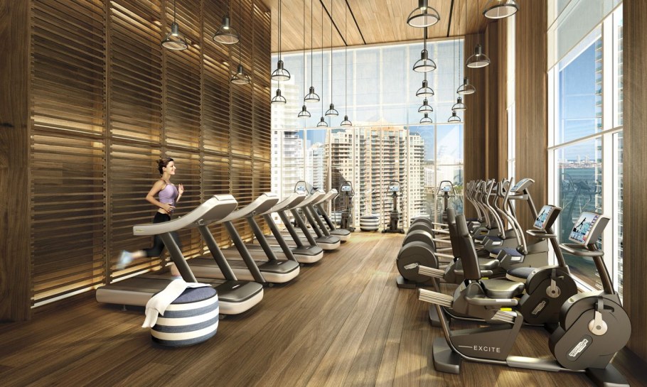 Стеклянный тренажерный зал