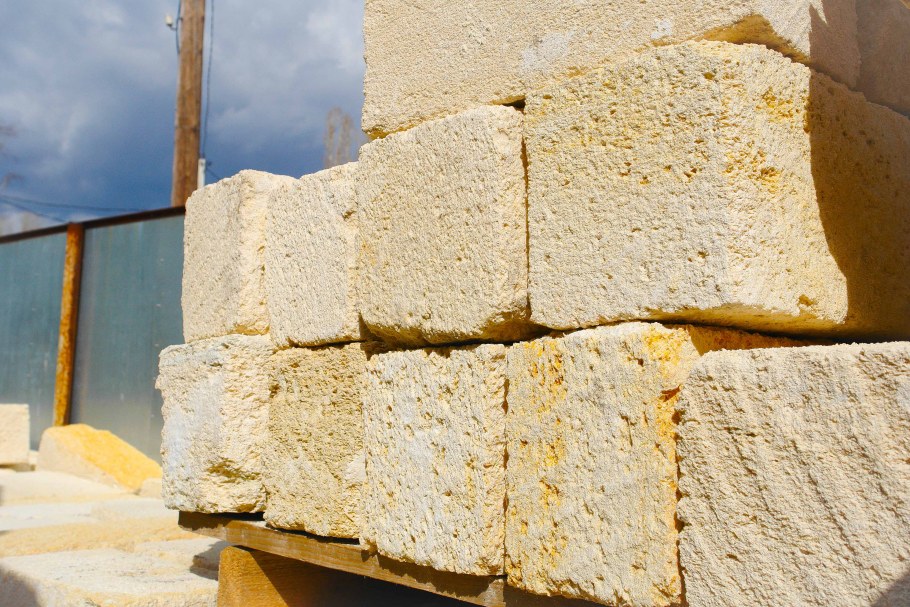 Крымский блок ракушечник