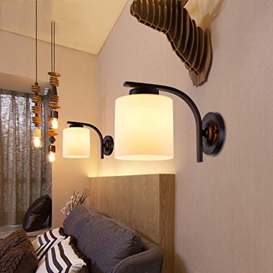 Светильник для балкона на стену