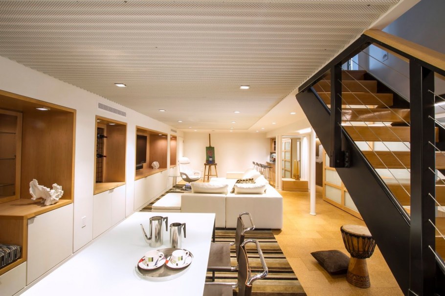 Интерьер жилого подвала