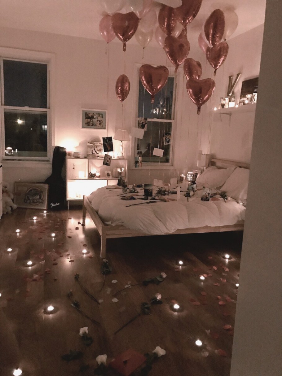 Романтический вечер в комнате