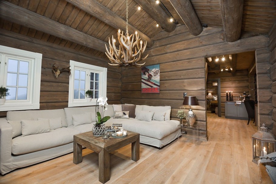Дом из бревна в норвежском стиле