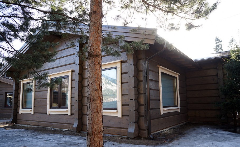 Спальня в рубленном доме