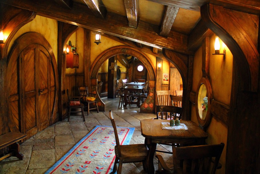 Hobbit Treehouse США внутри