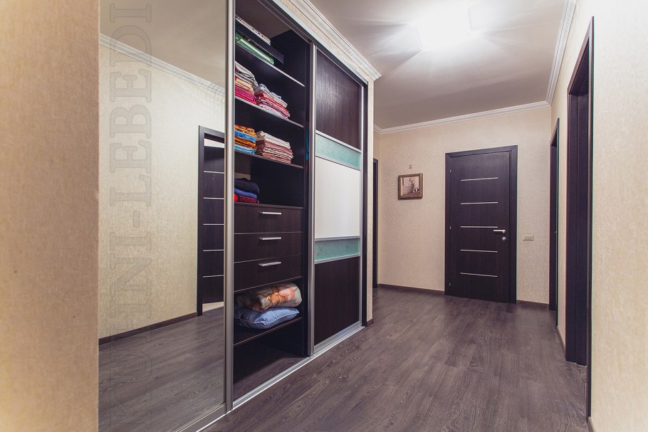 Шкаф купе в коридор