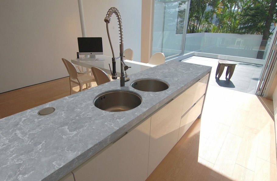 Камень technistone Noble Desiree Grey