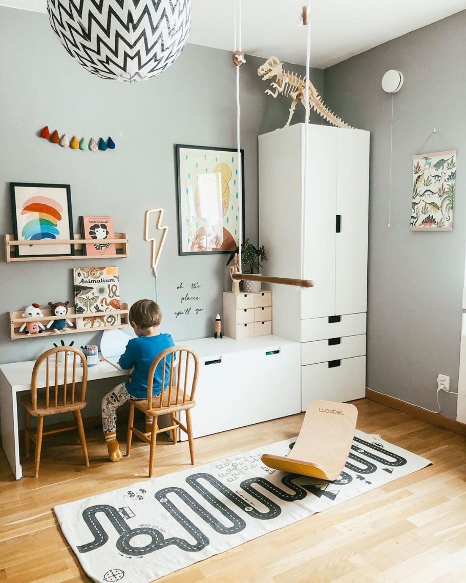 Кровать икеа Стокгольм