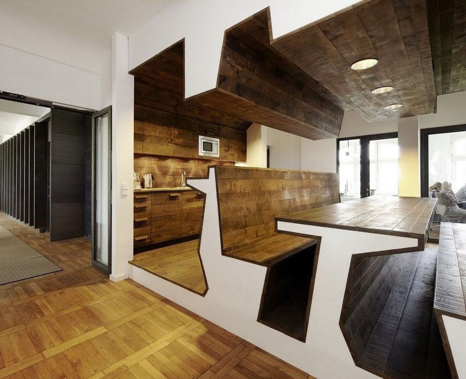 Оригинальный современный интерьер