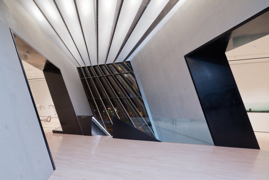 Заха Хадид broad Museum интерьер