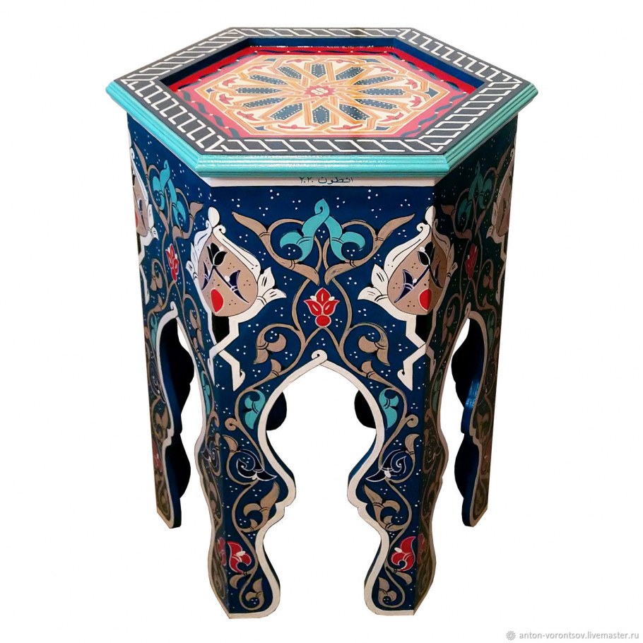 Кофейный столик в Восточном стиле