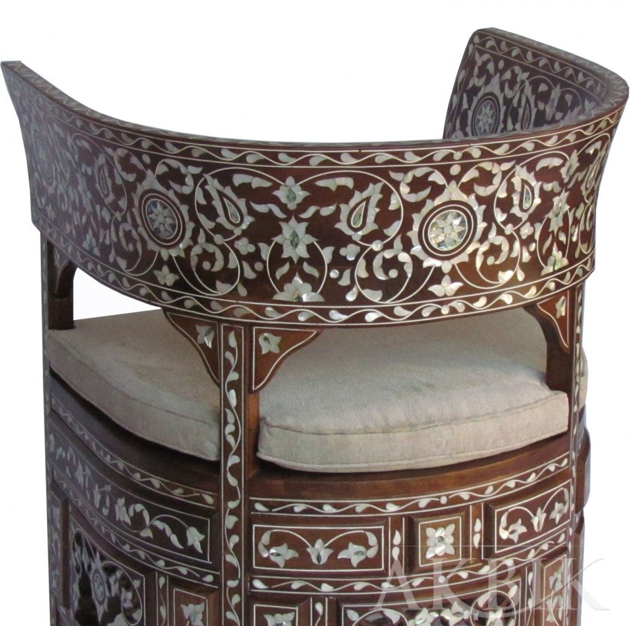 Кресло в марокканском стиле