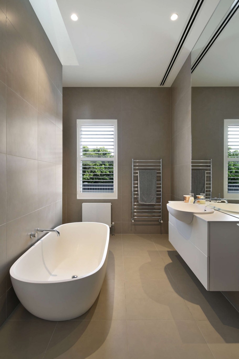 Ванна в минималистическом стиле