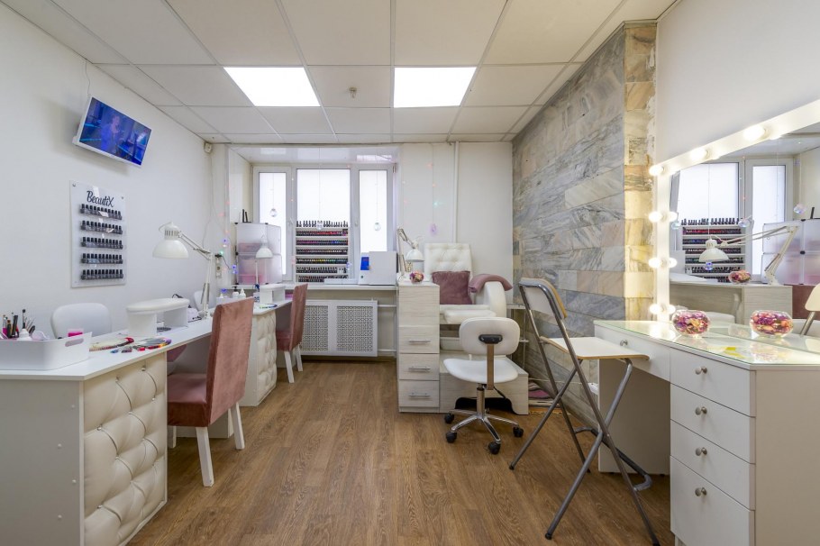 Цирюльник Красноярский рабочий 71