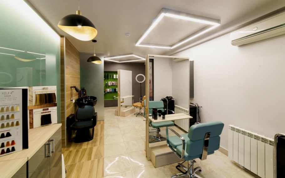 Салон красоты парикмахерская на Горького