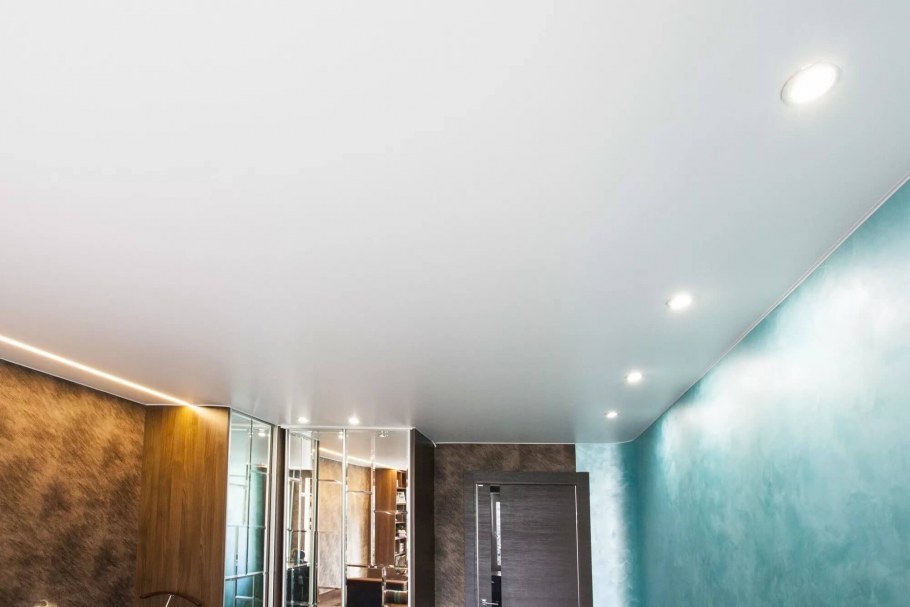 Натяжной потолок ПВХ