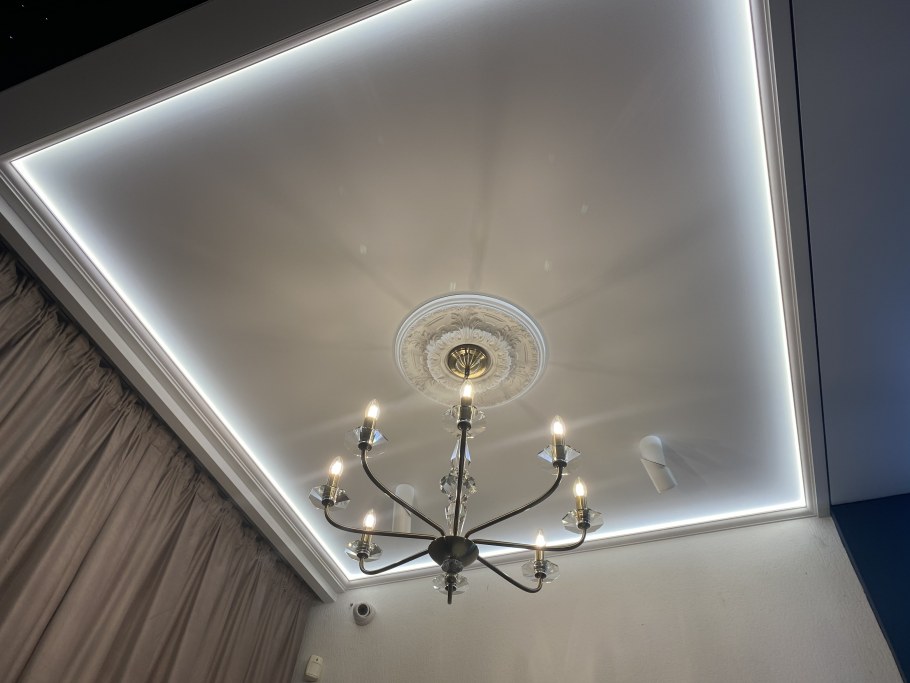 Текстиль потолки черутти