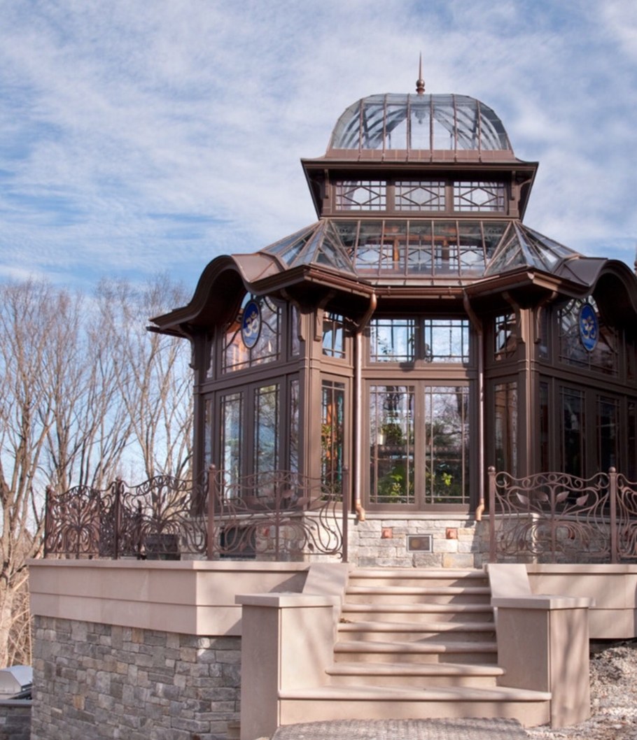 Британика новая Рига