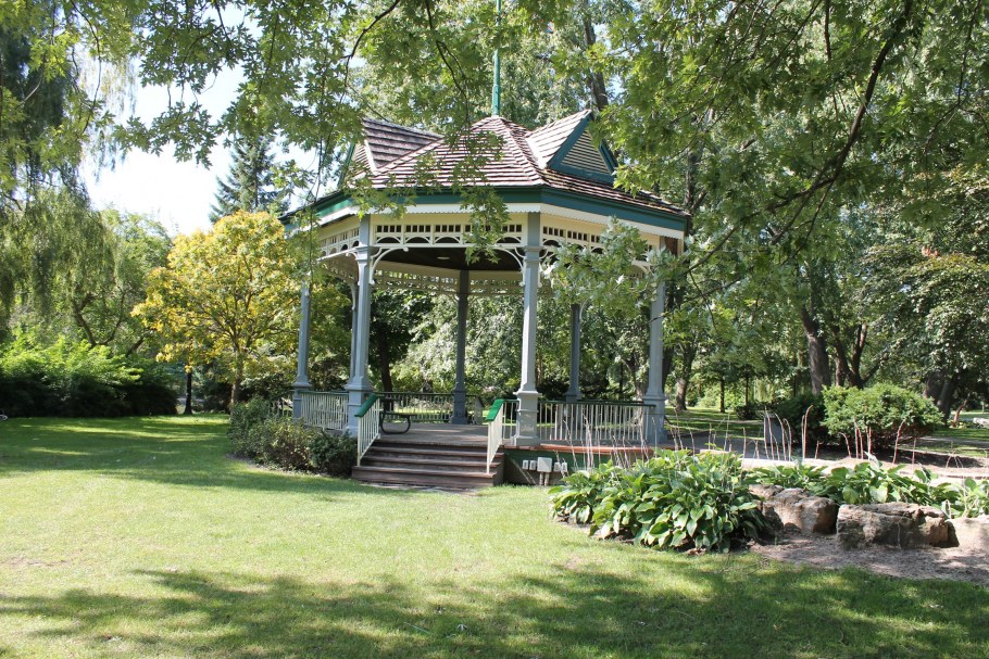 Шервуд поселок Новорижское шоссе