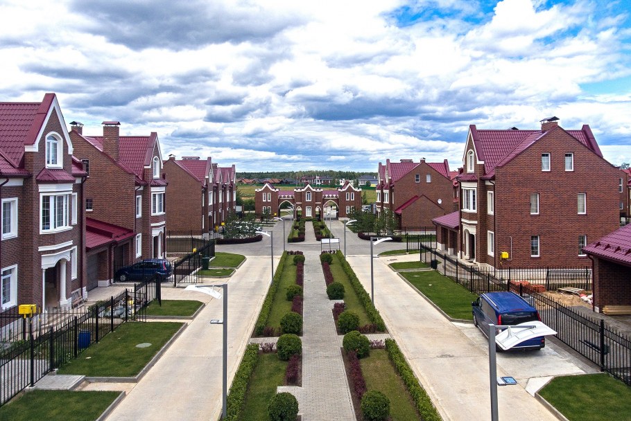 Orange Club коттеджный поселок Новорижское шоссе