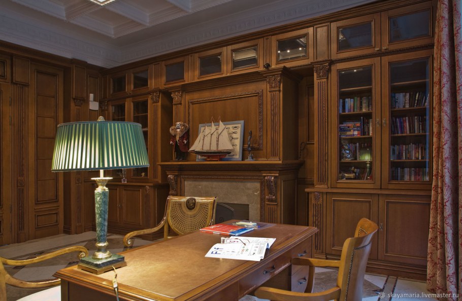 Кабинет из дерева