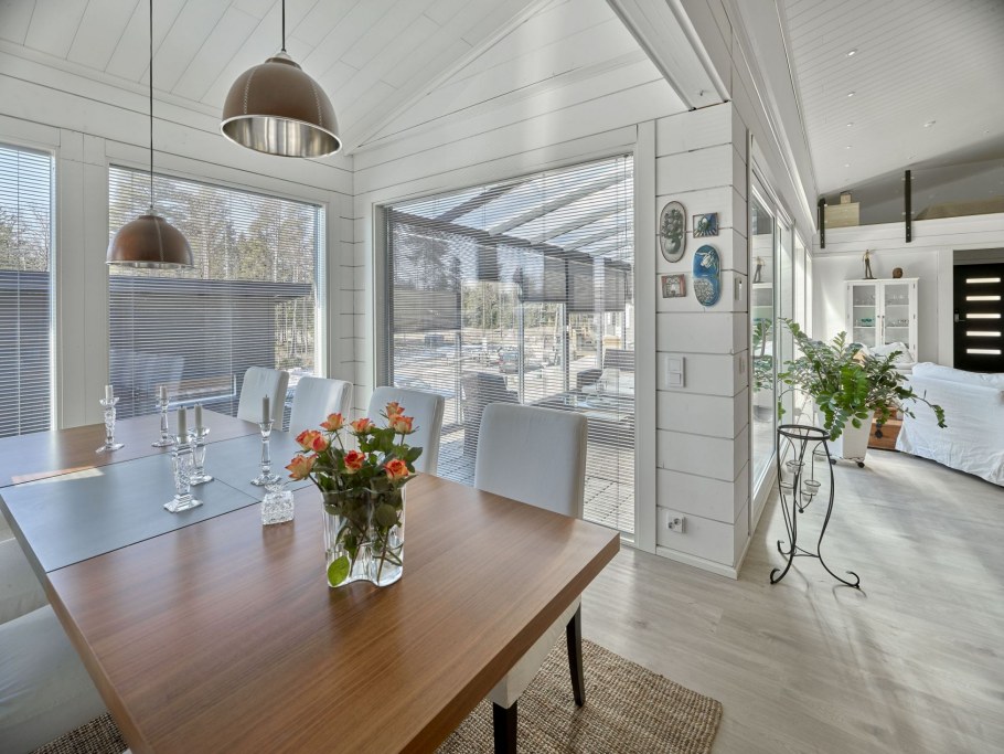 Дом из профнастила Скандинавский