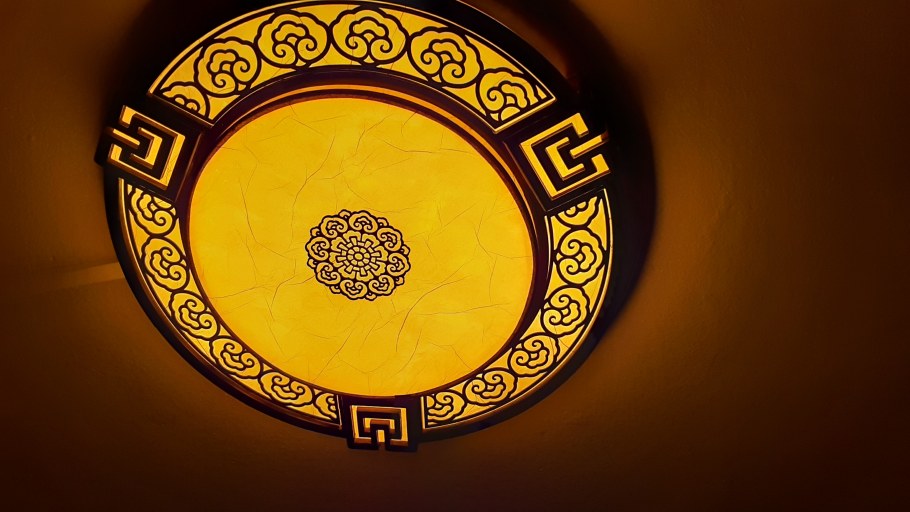 Китайский натяжные потолки