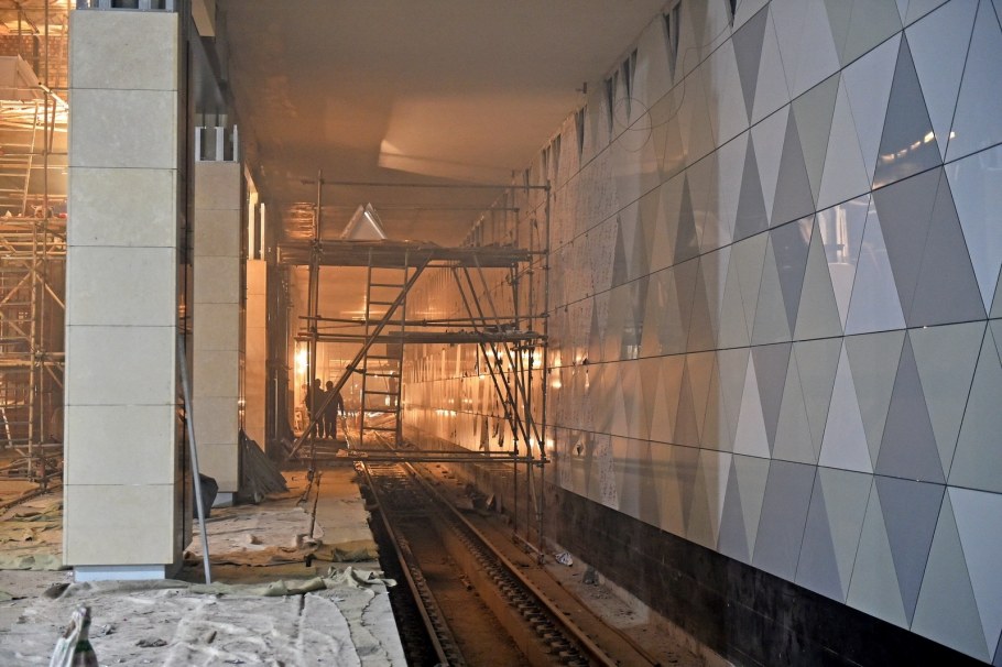 Тестовская вестибюль